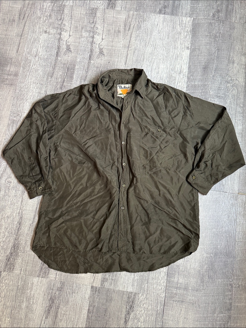 Vintage 90s Protest brand 100% Silk men's button up shirt